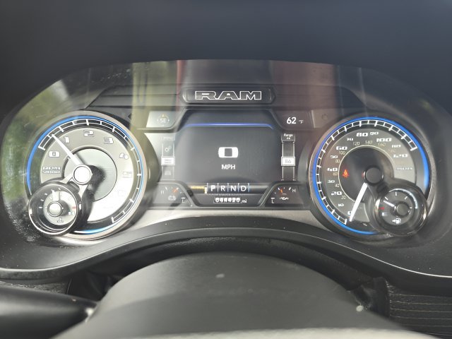 Used 2022 RAM 1500 Limited w/ Body-Colour Bumper Group AWD/4WD image 13