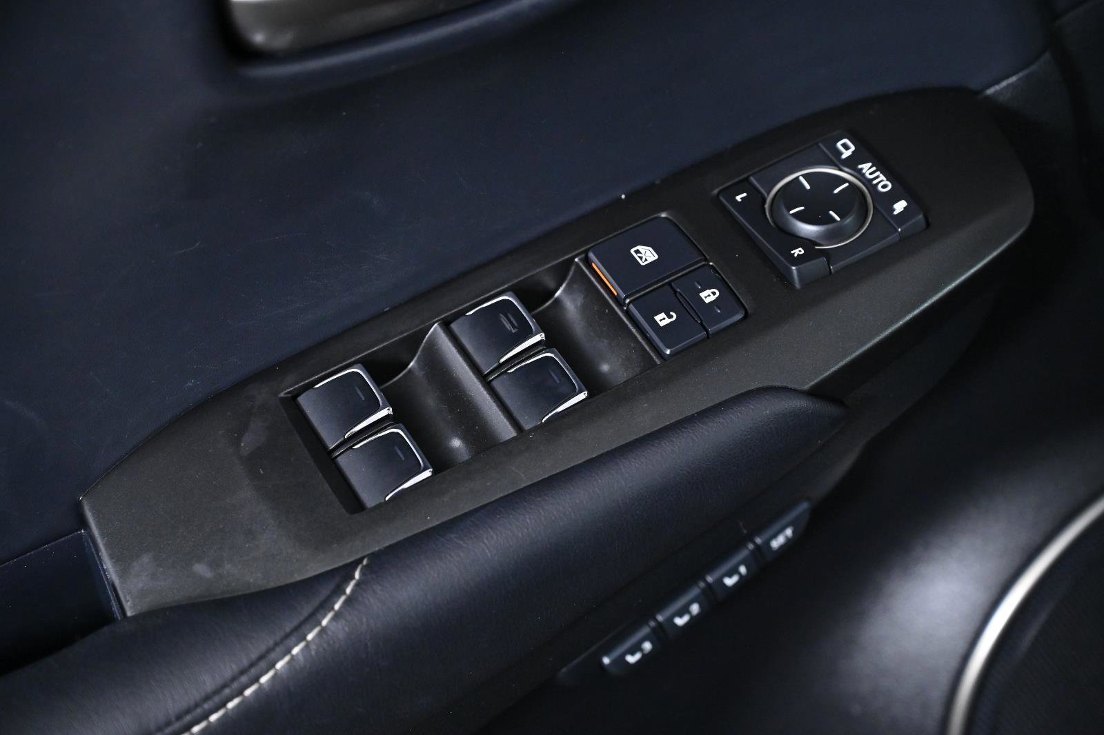 Used 2018 Lexus NX 300h AWD w/ Premium Package image 24