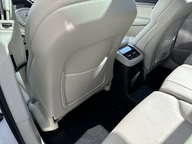 New 2025 Volvo XC90 T8 Plus w/ Protection Package Premier image 24