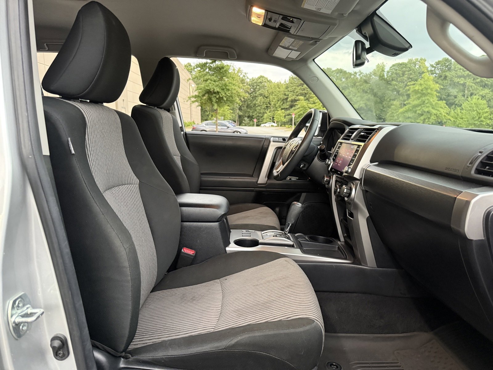 Used 2022 Toyota 4Runner SR5 image 34