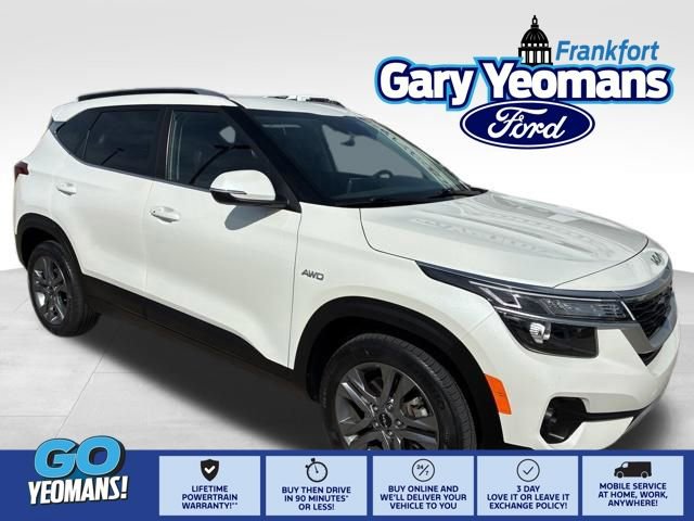 Used 2023 Kia Seltos S w/ Navigation Package image 1