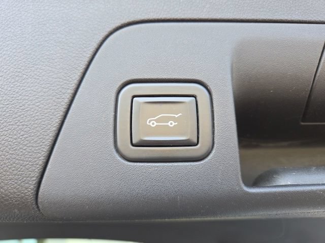 Used 2021 Buick Envision Essence w/ Sport Touring Package AWD/4WD image 48