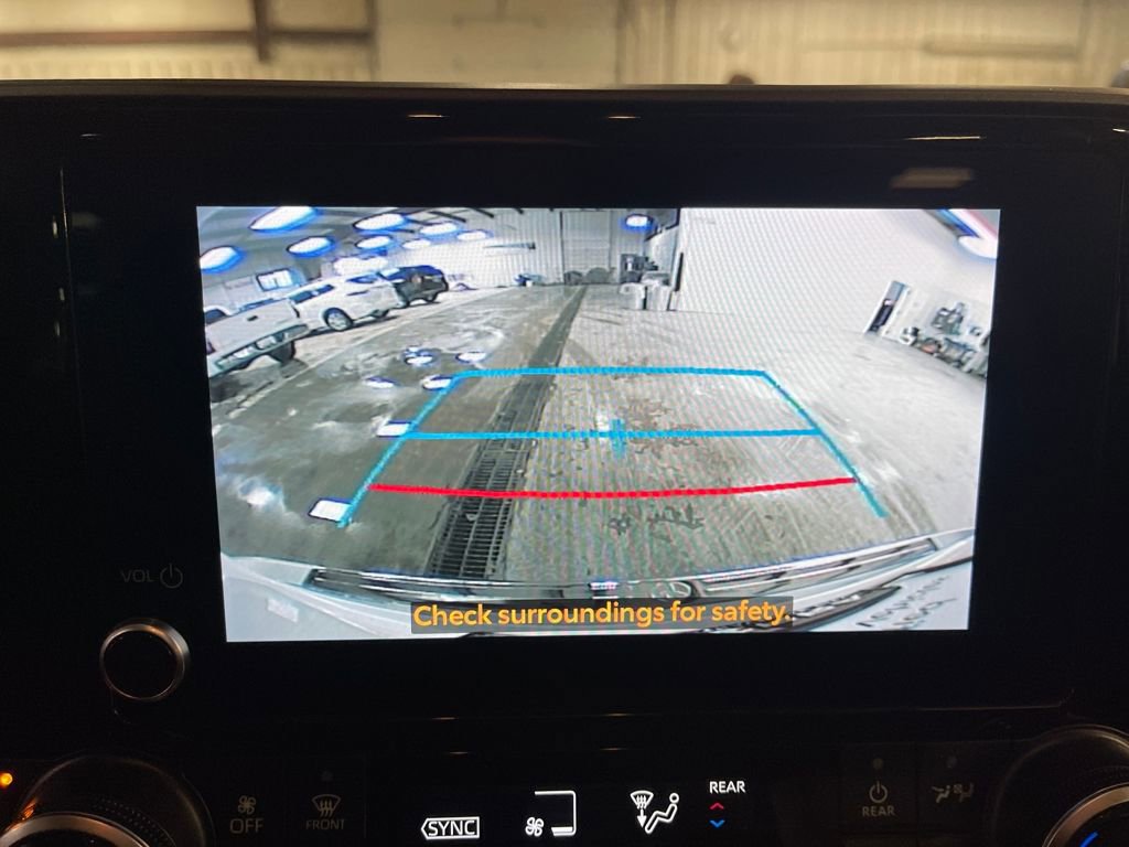 Used 2023 Toyota Highlander XLE image 20