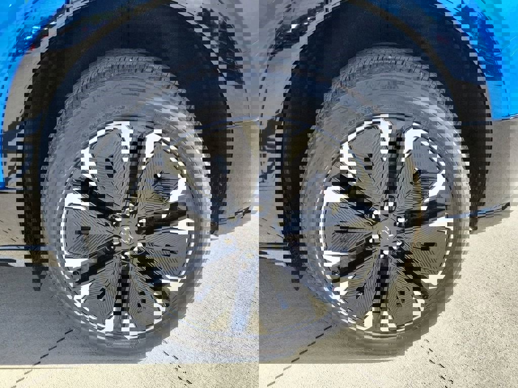 New 2026 Chevrolet Blazer EV RS AWD/4WD image 38