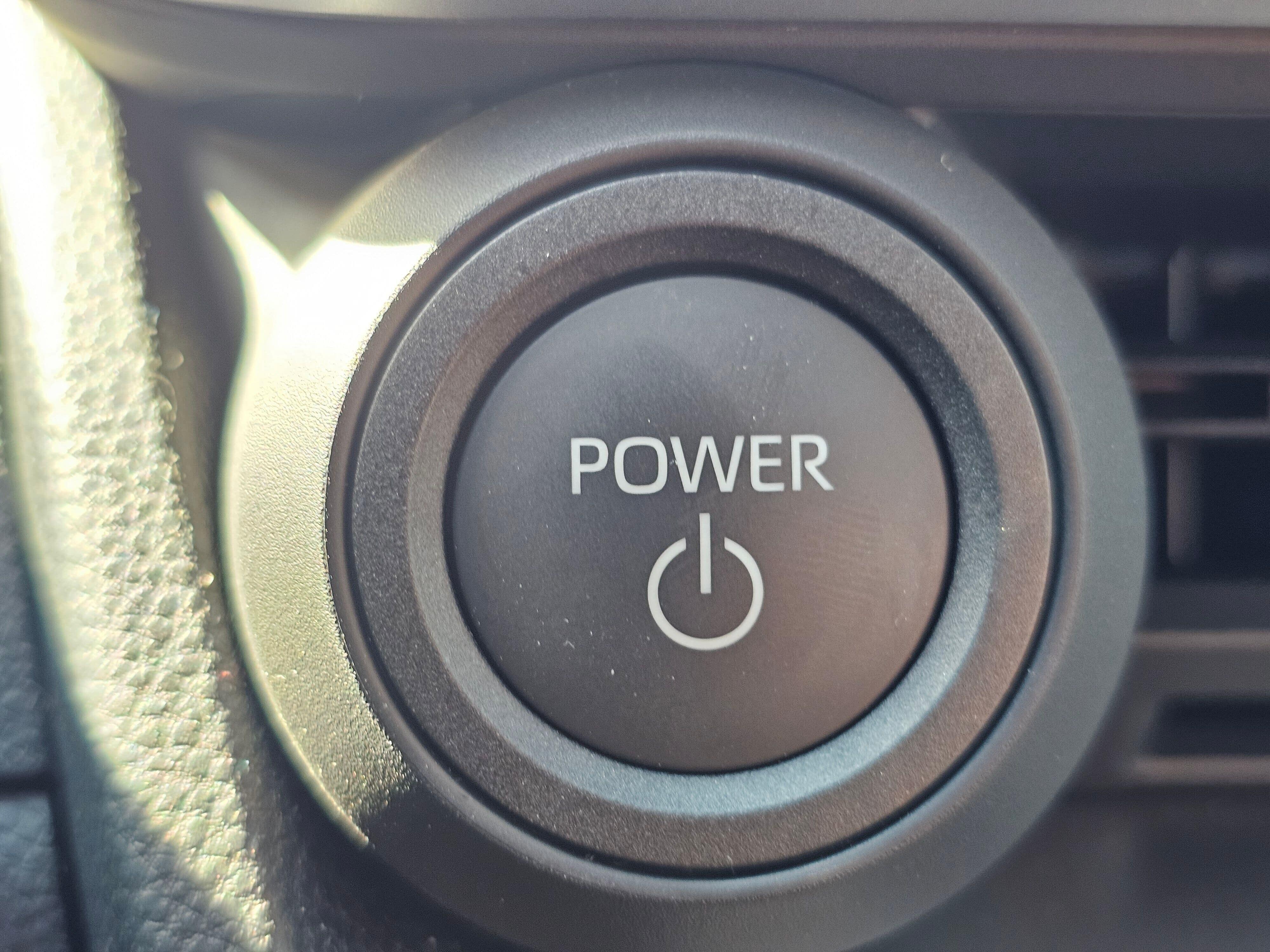 Used 2024 Toyota Prius LE image 25