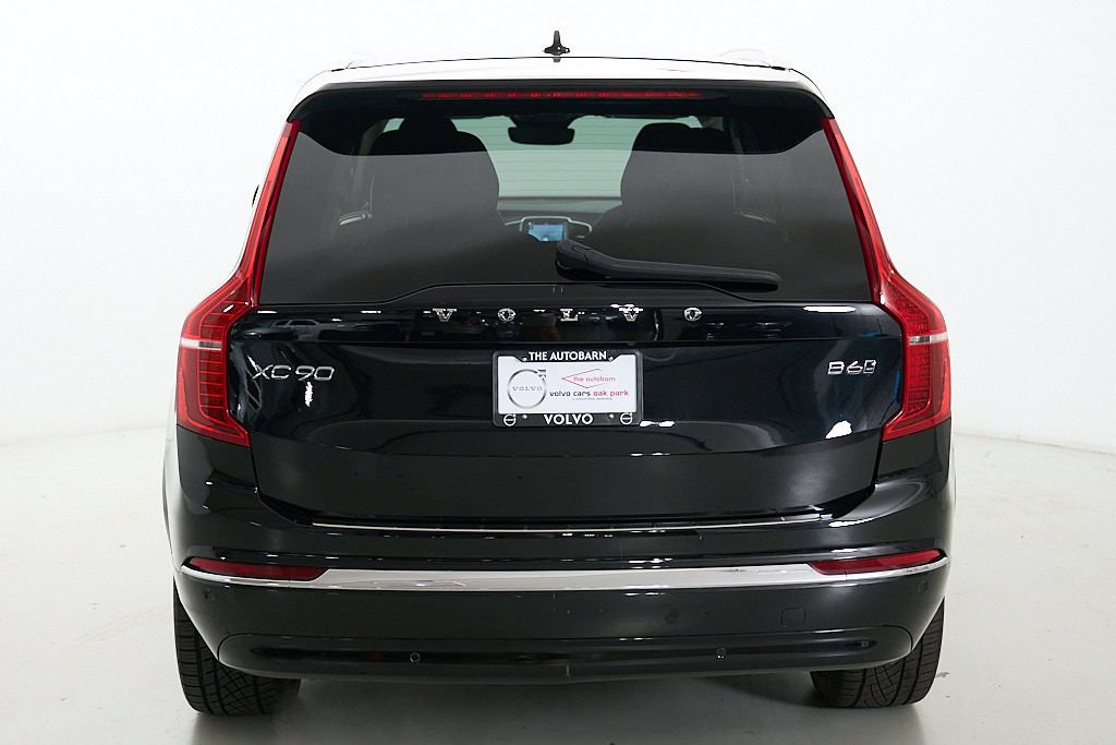 Certified 2023 Volvo XC90 B6 Ultimate w/ Protection Package Premier AWD/4WD image 8