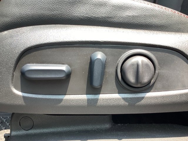 Used 2024 Chevrolet Equinox RS image 25