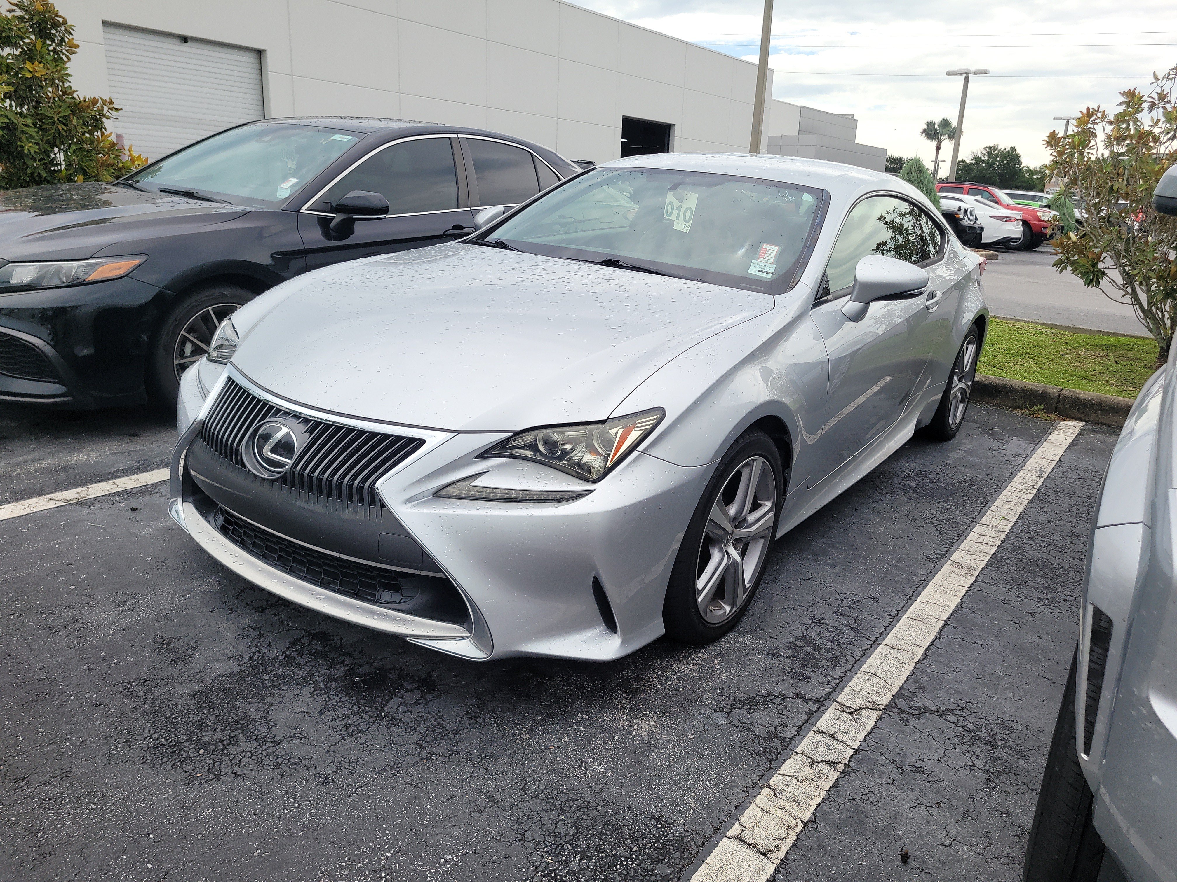 Used 2016 Lexus RC 200t w/ Accessory Package 2 RWD image 3