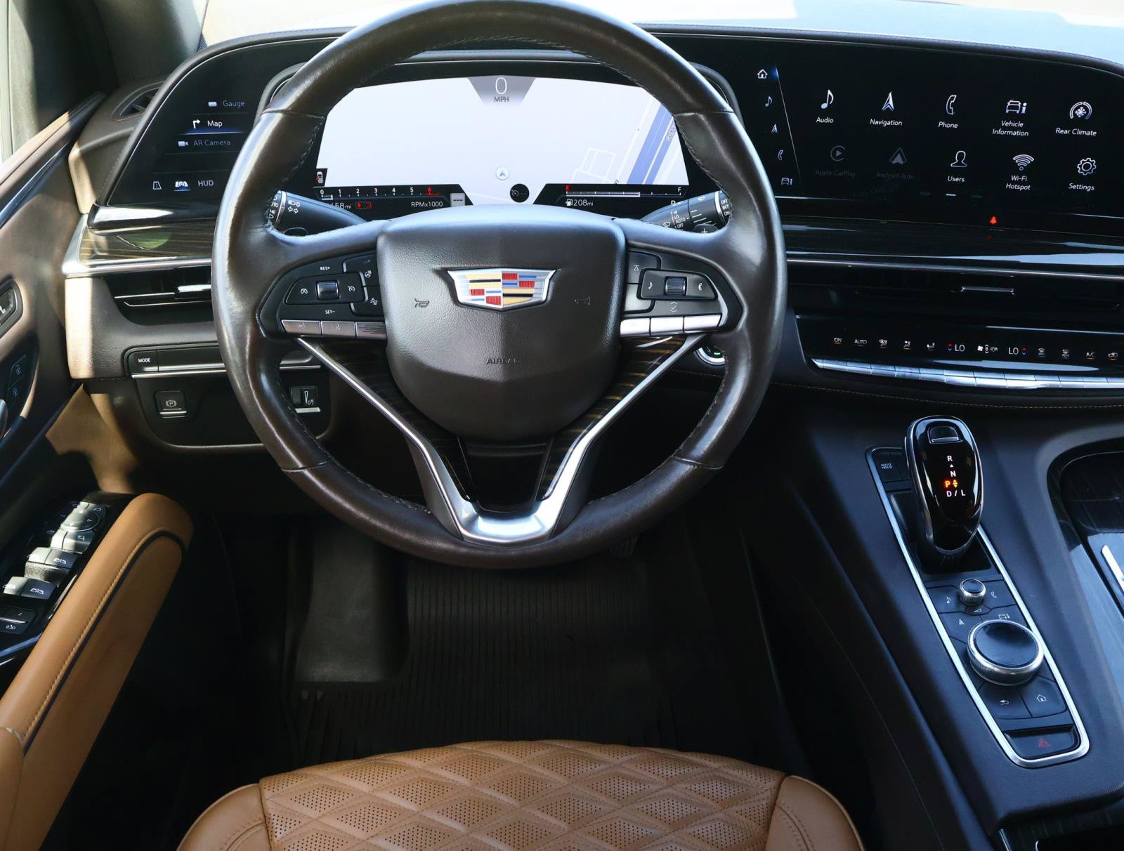 Used 2021 Cadillac Escalade Premium Luxury RWD image 14