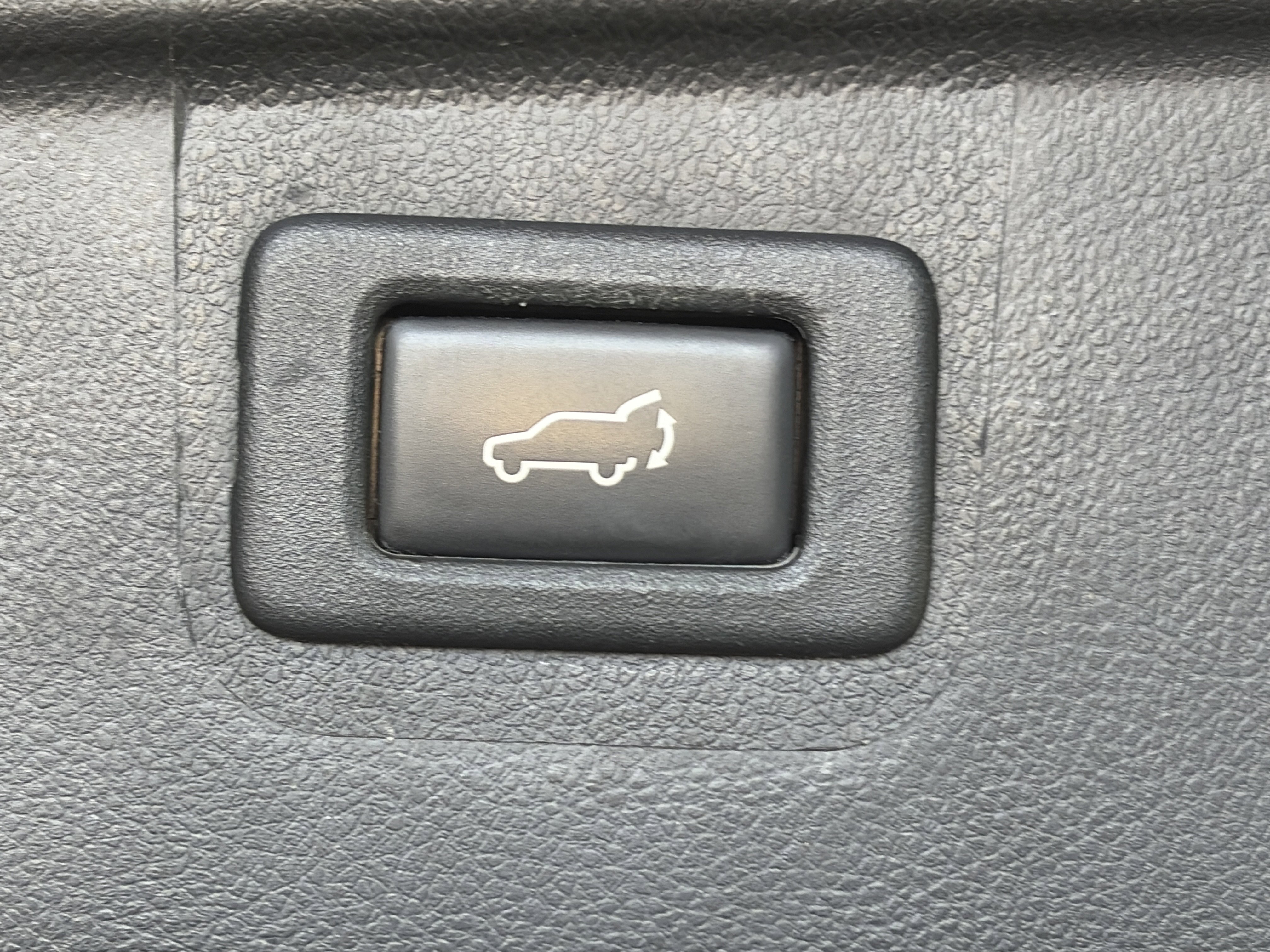 Used 2017 Subaru Outback 2.5i Limited image 15