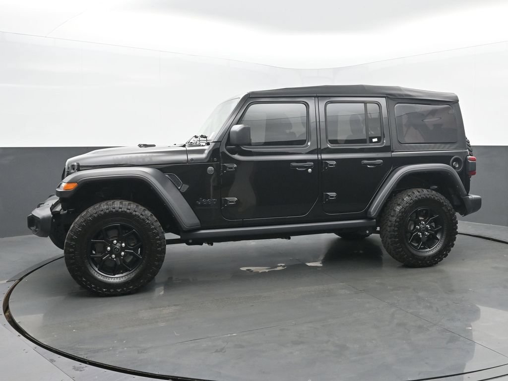 Used 2025 Jeep Wrangler Unlimited Sport AWD/4WD image 2