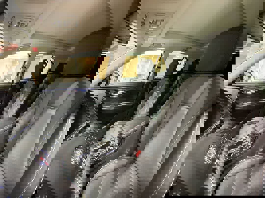 Used 2022 Buick Envision Essence w/ Technology Package I image 13