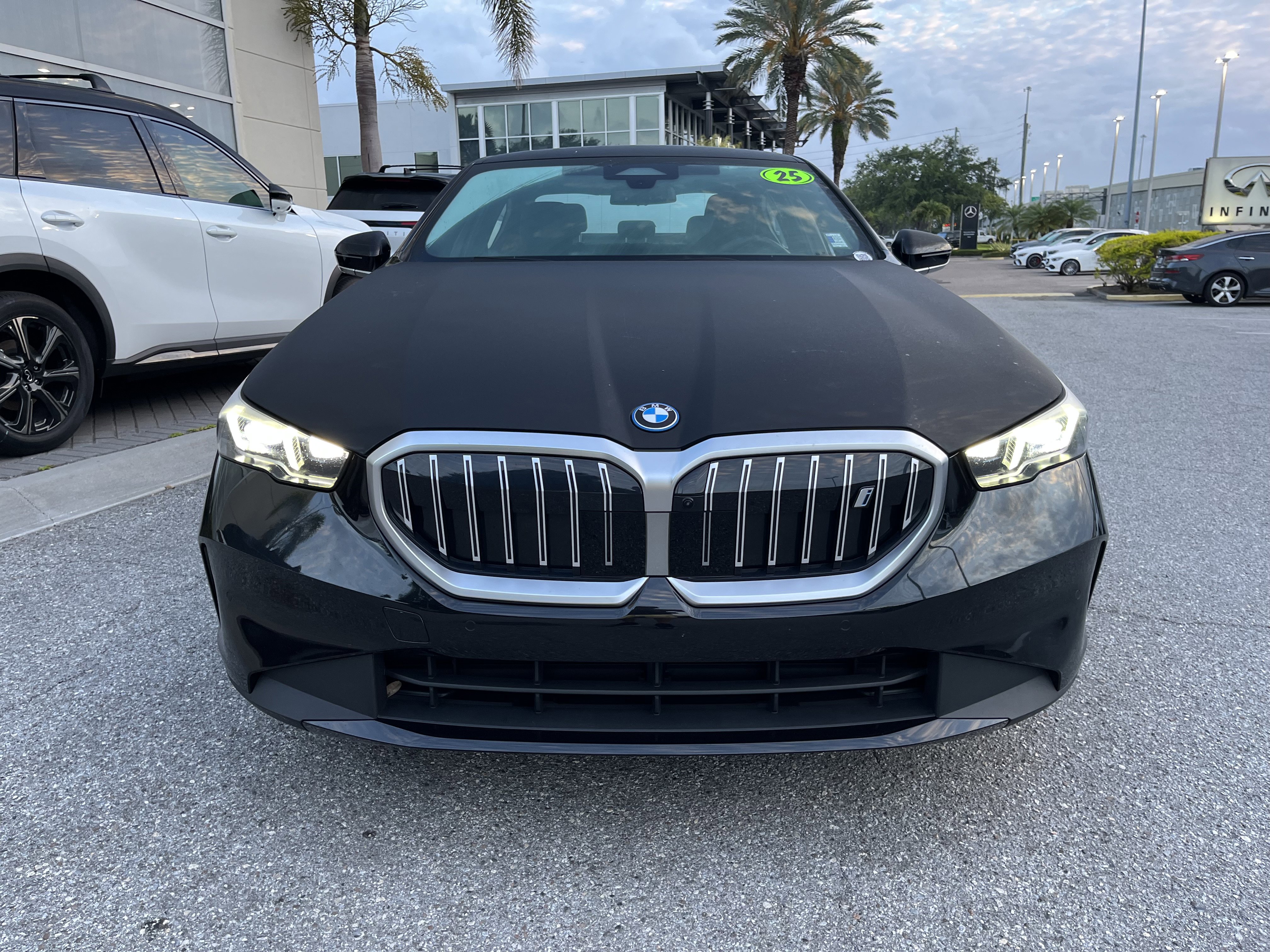 Used 2025 BMW i5 eDrive40i RWD image 12