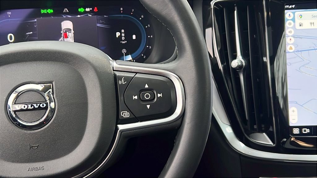 Used 2024 Volvo S60 B5 Core image 26