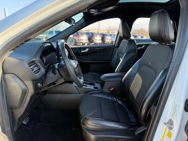 Certified 2023 Ford Escape ST-Line Select w/ Tech Pack #2 image 15