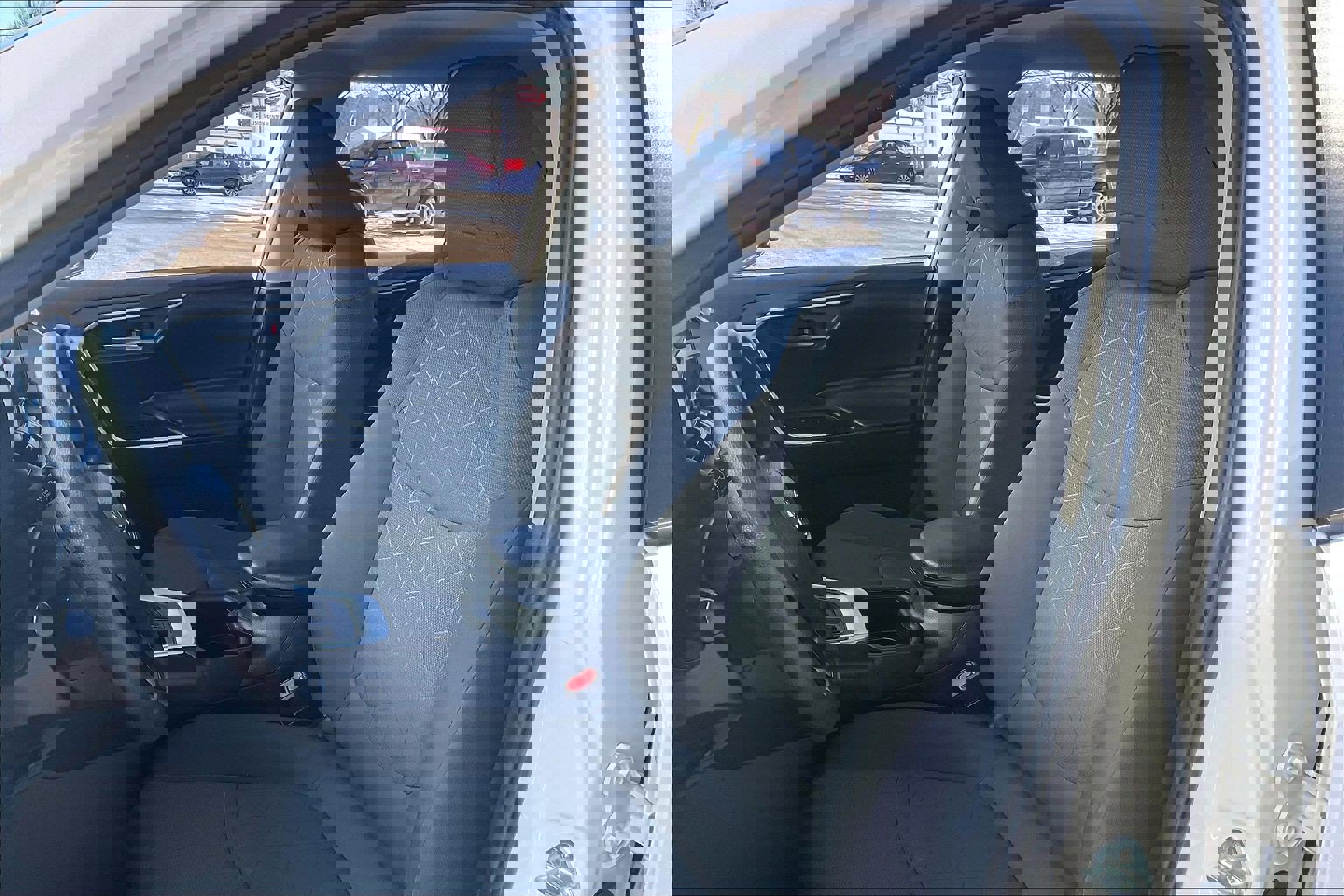 Used 2024 Toyota RAV4 XLE image 29