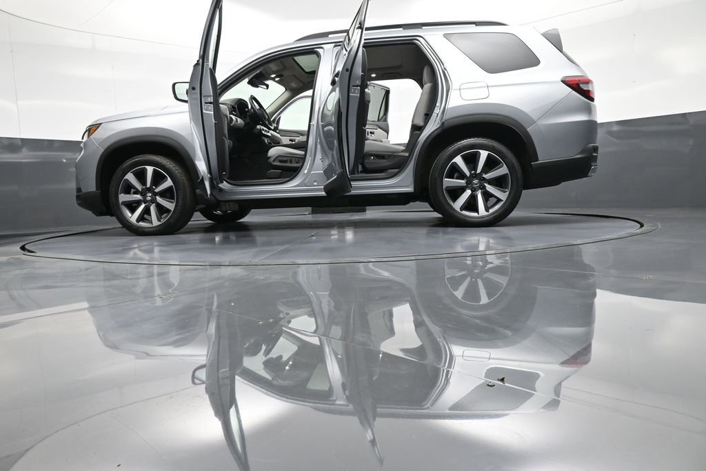 Certified 2023 Honda Pilot Touring image 51