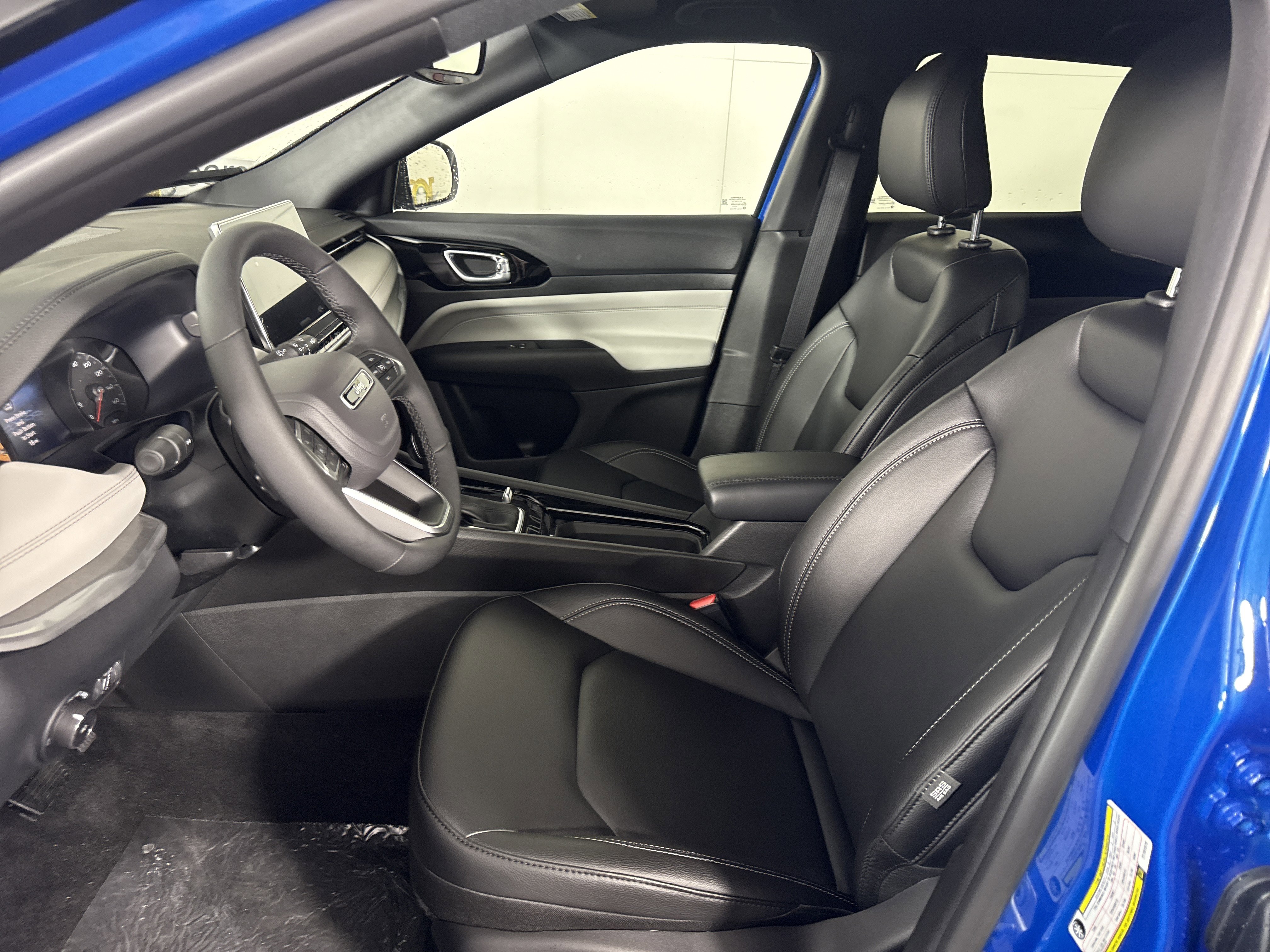 New 2026 Jeep Compass Limited AWD/4WD image 12