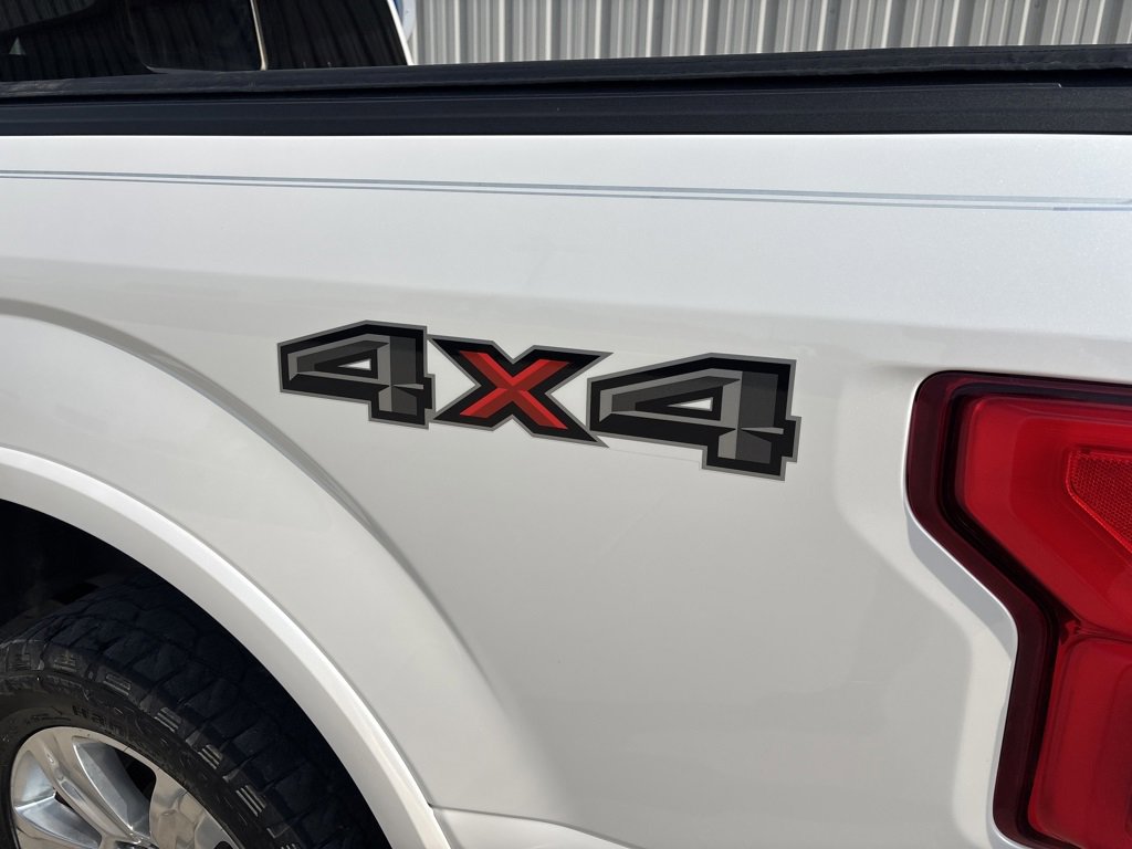 Used 2018 Ford F150 Platinum w/ Equipment Group 701A Luxury image 9