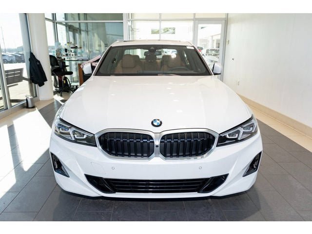 New 2026 BMW 330i xDrive Sedan w/ Convenience Package image 42