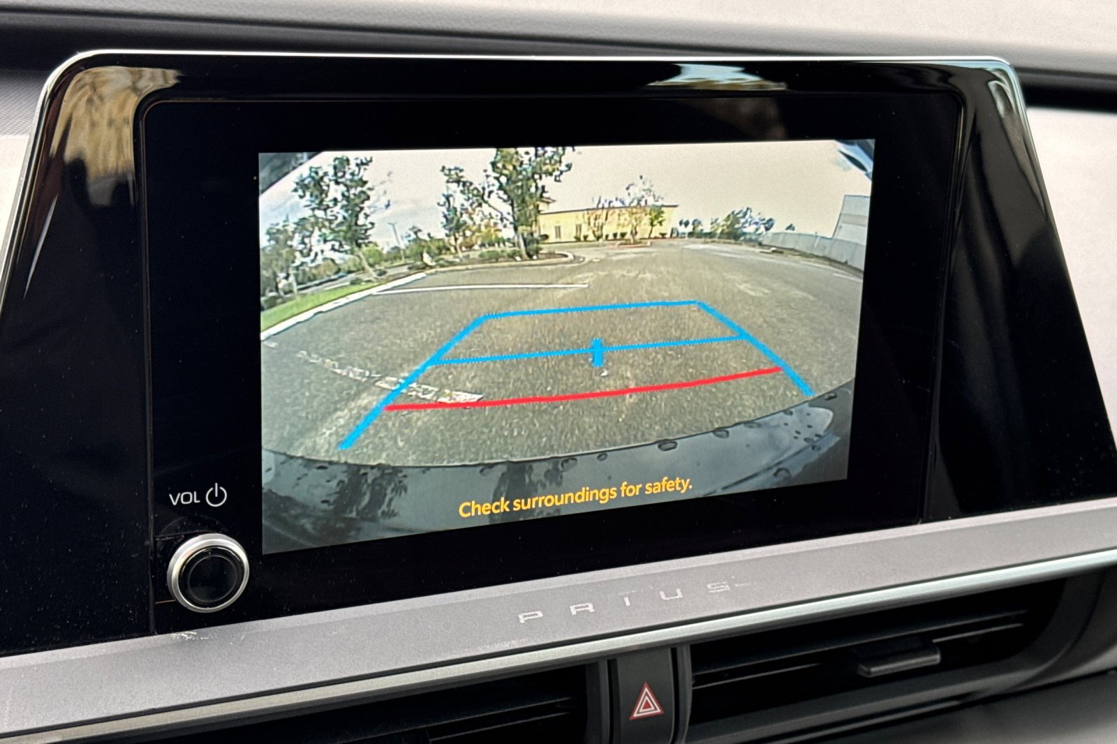 Used 2024 Toyota Prius LE image 23