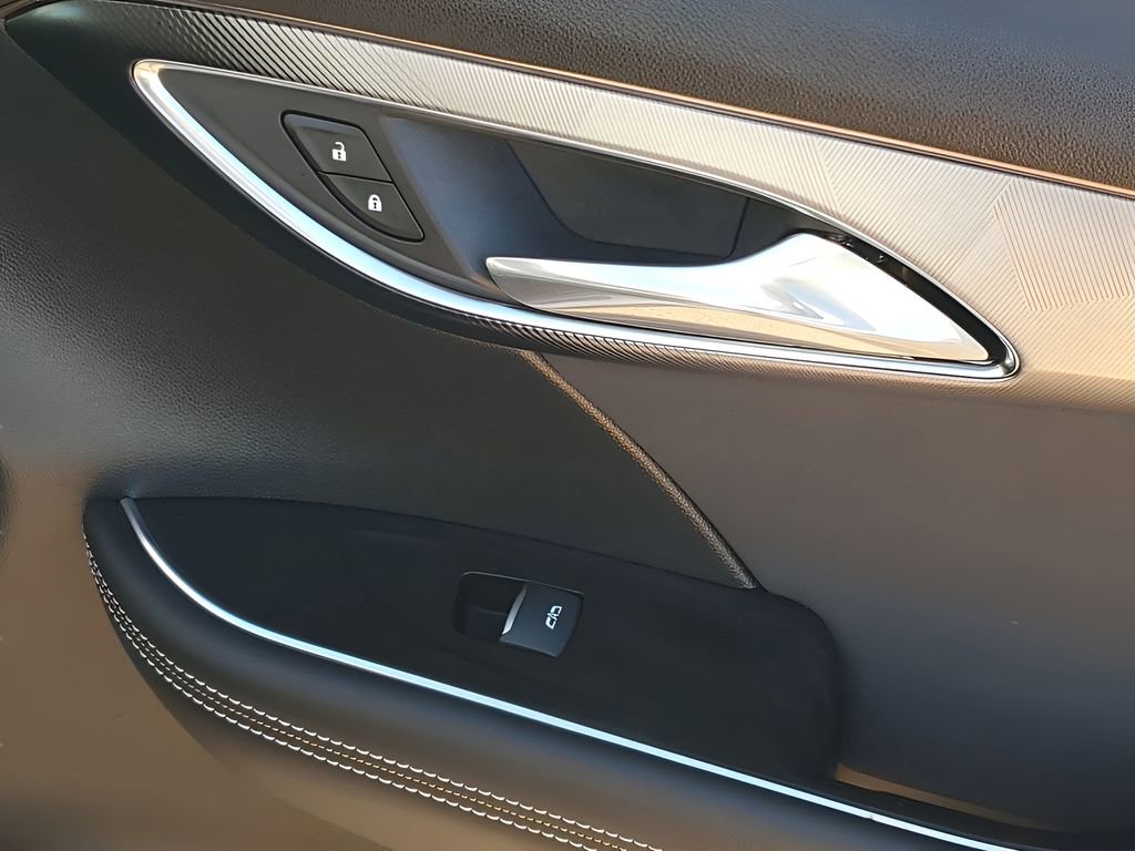 Used 2025 Buick Envision Sport Touring image 48