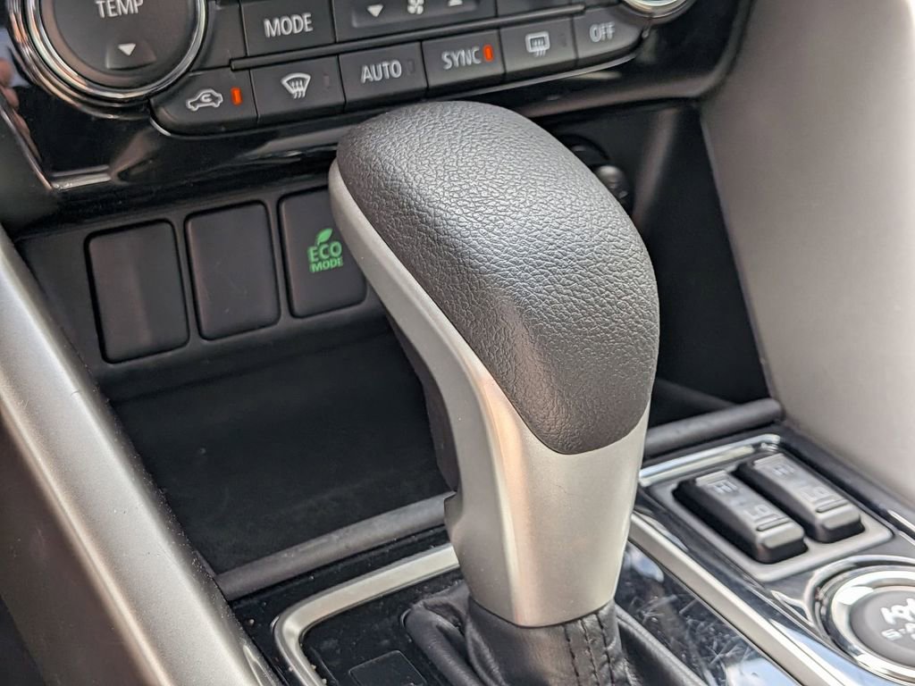 Used 2025 Mitsubishi Eclipse Cross SE image 19