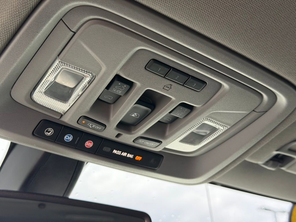 Used 2022 GMC Sierra 1500 Denali image 38