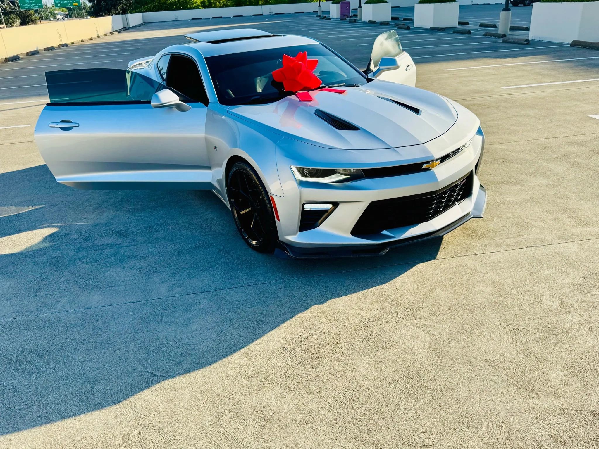 Used 2017 Chevrolet Camaro SS image 40