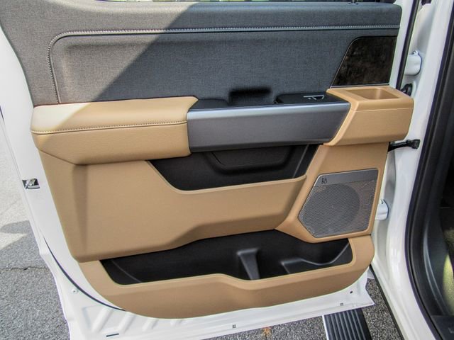 New 2025 Ford F250 Lariat w/ Lariat Ultimate Package image 9