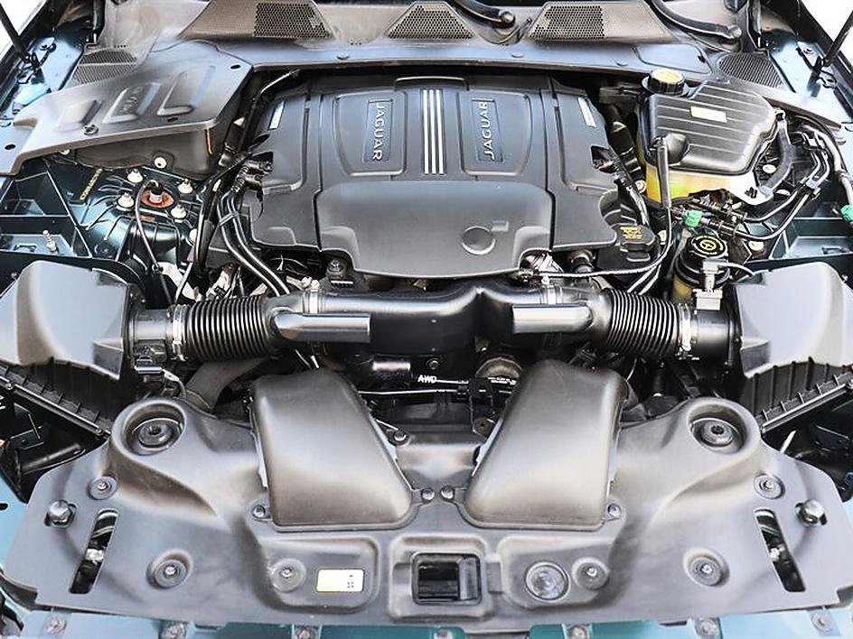 Used 2015 Jaguar XJ L Portfolio AWD/4WD image 61