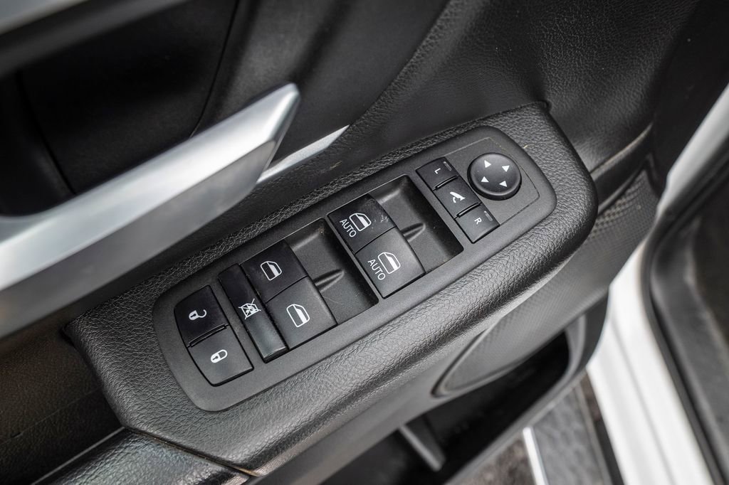 Used 2023 RAM 1500 Big Horn image 22