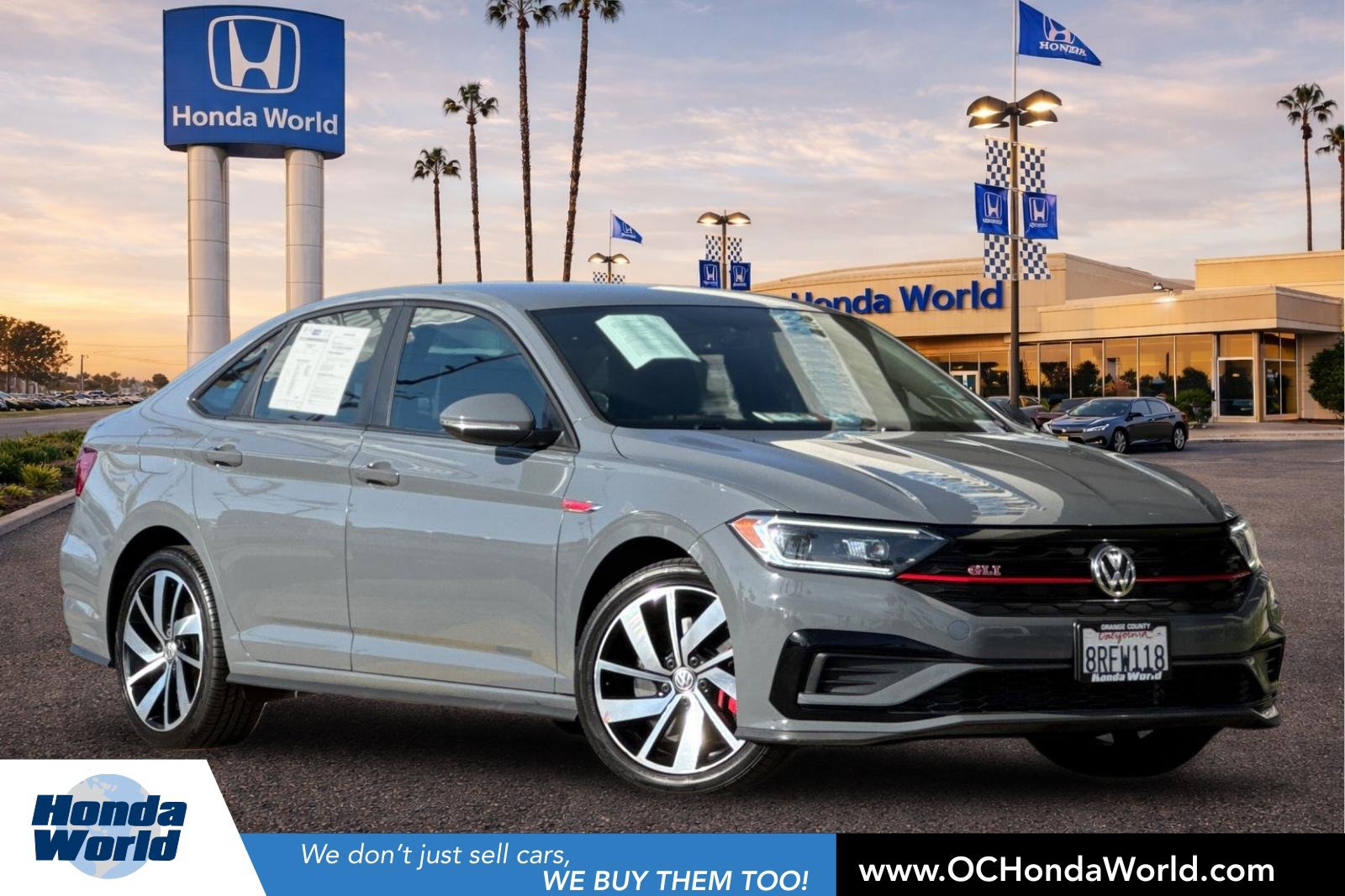 Used 2019 Volkswagen Jetta GLI FWD image 1