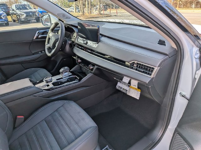 New 2026 Mitsubishi Outlander SE FWD image 34