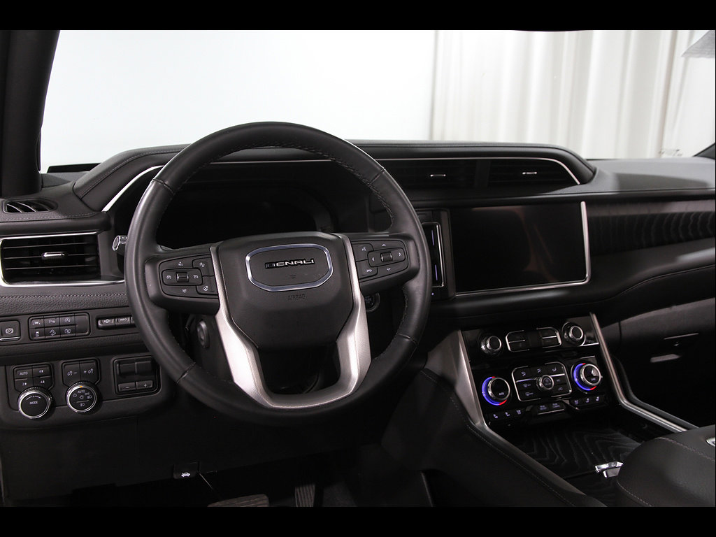 Used 2024 GMC Yukon Denali w/ Max Trailering Package AWD/4WD image 7