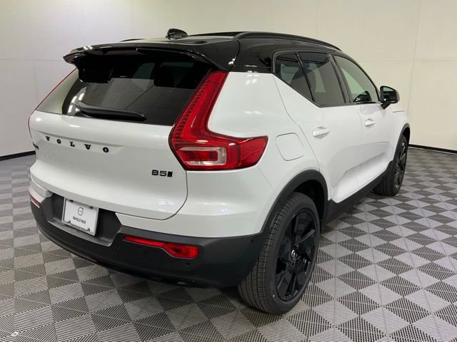 New 2026 Volvo XC40 B5 Ultra w/ Protection Package Premier image 6