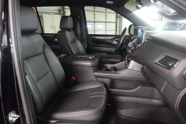 Used 2023 Chevrolet Tahoe RST w/ Luxury Package AWD/4WD image 32