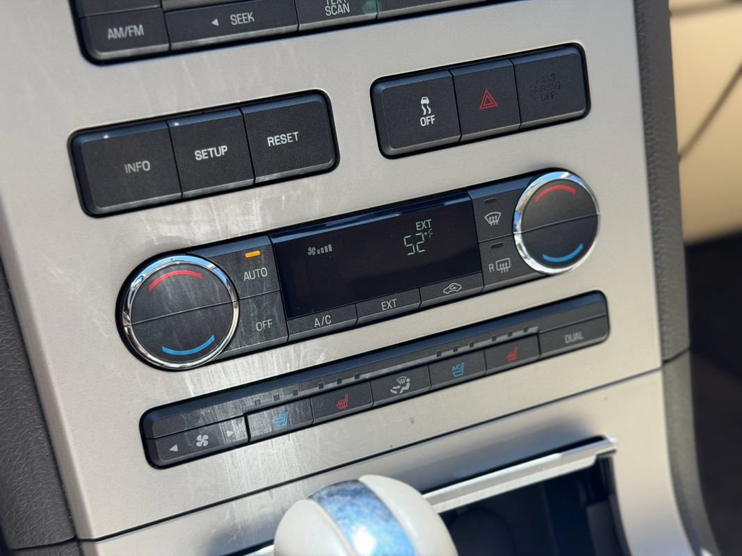 Used 2008 Lincoln MKX AWD image 14