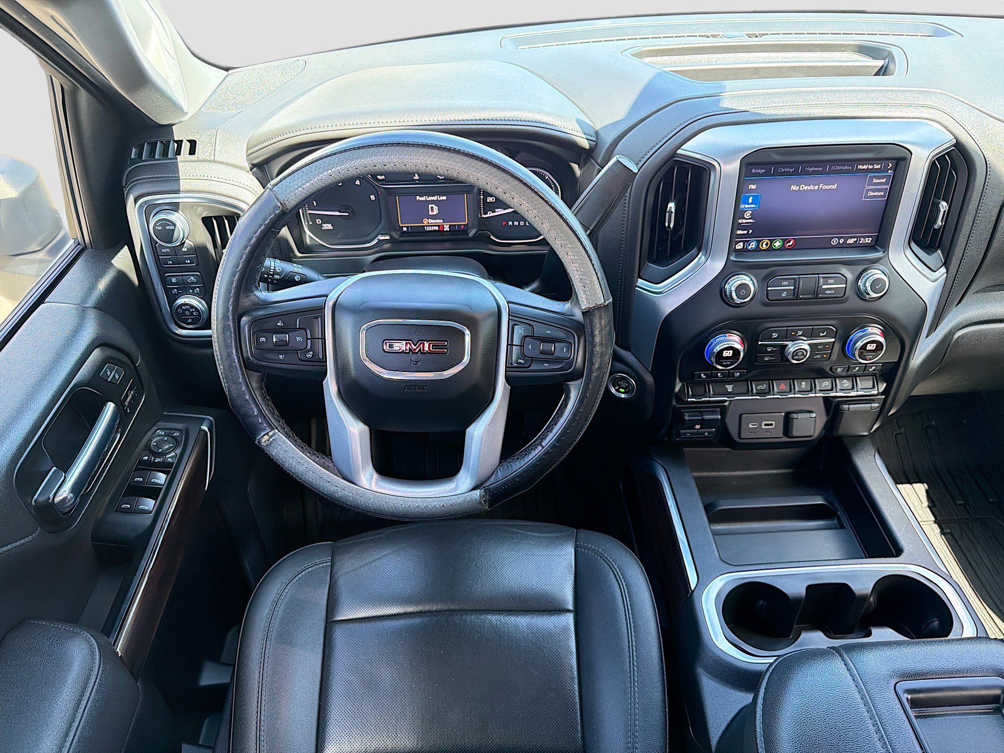 Used 2022 GMC Sierra 2500 SLT image 16