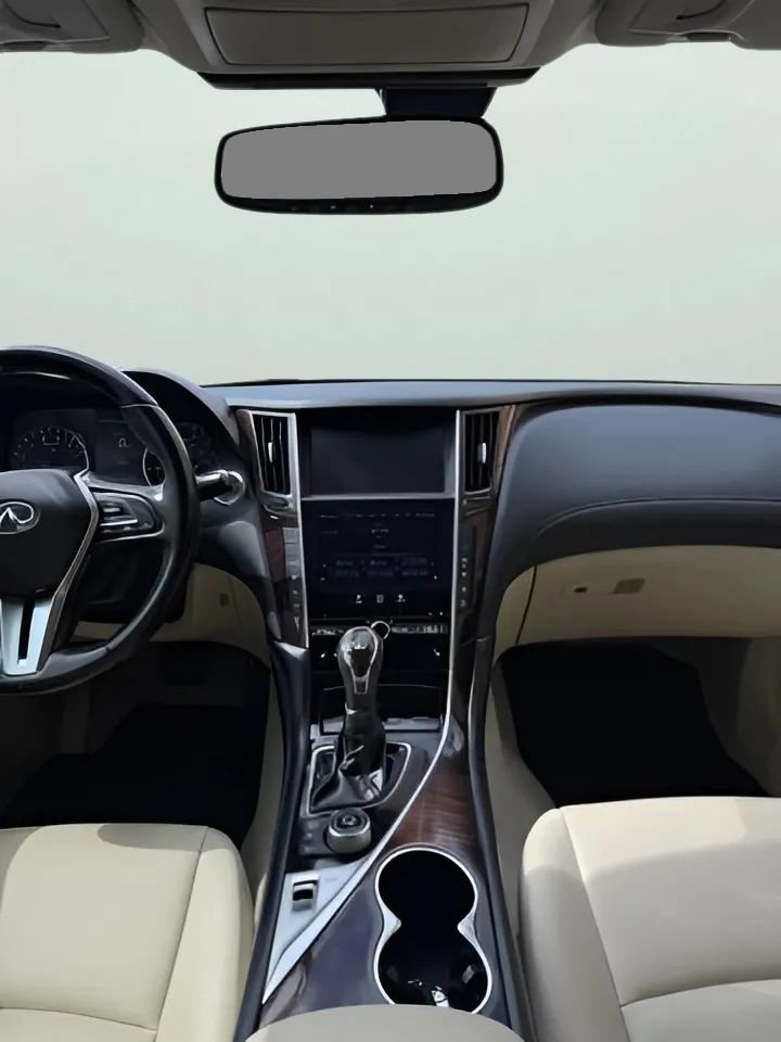 Used 2018 INFINITI Q50 Luxe w/ Essential Package (3.0T Luxe) RWD image 24