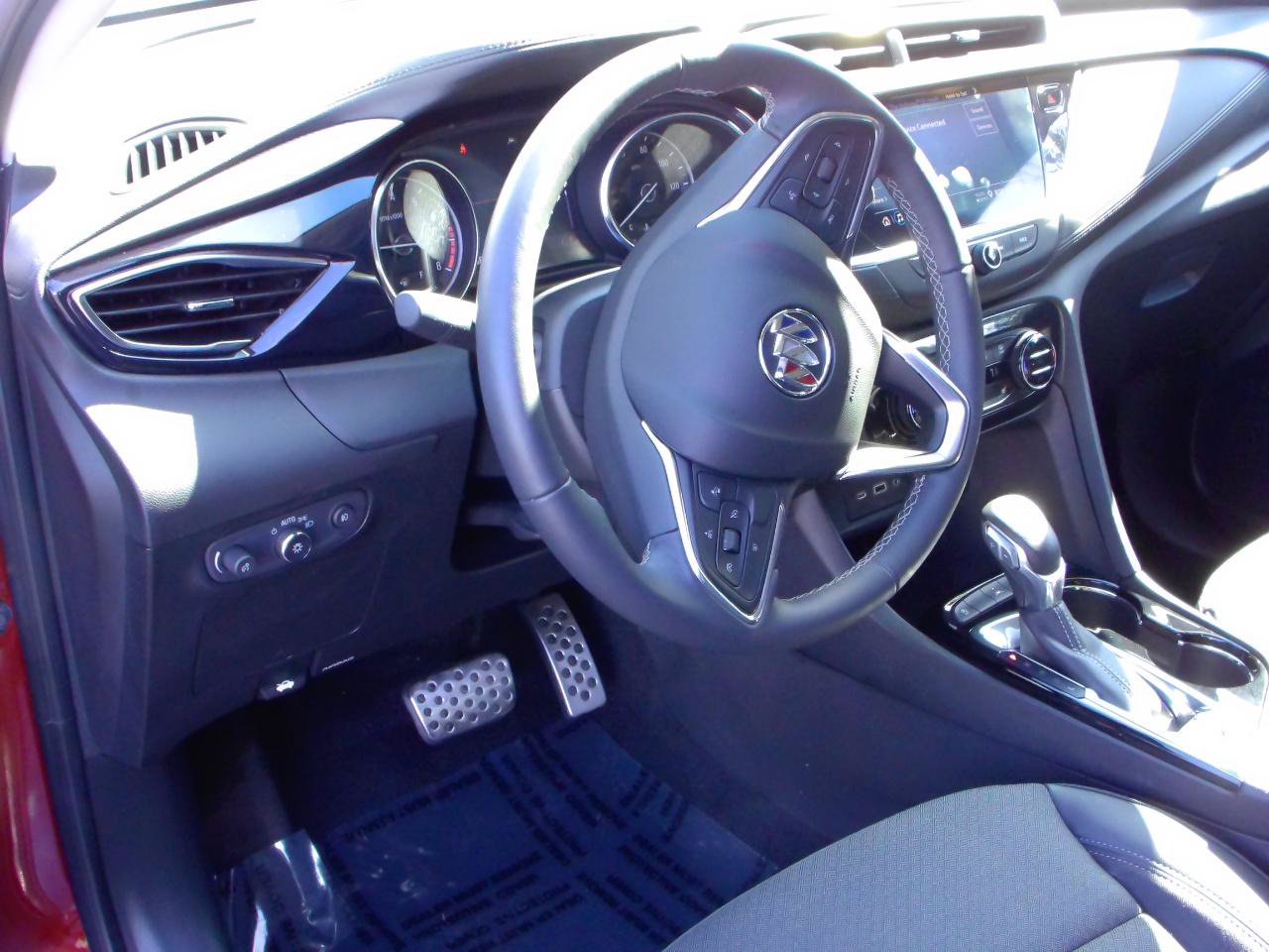 Used 2023 Buick Encore GX Select w/ Sport Touring Package FWD image 5