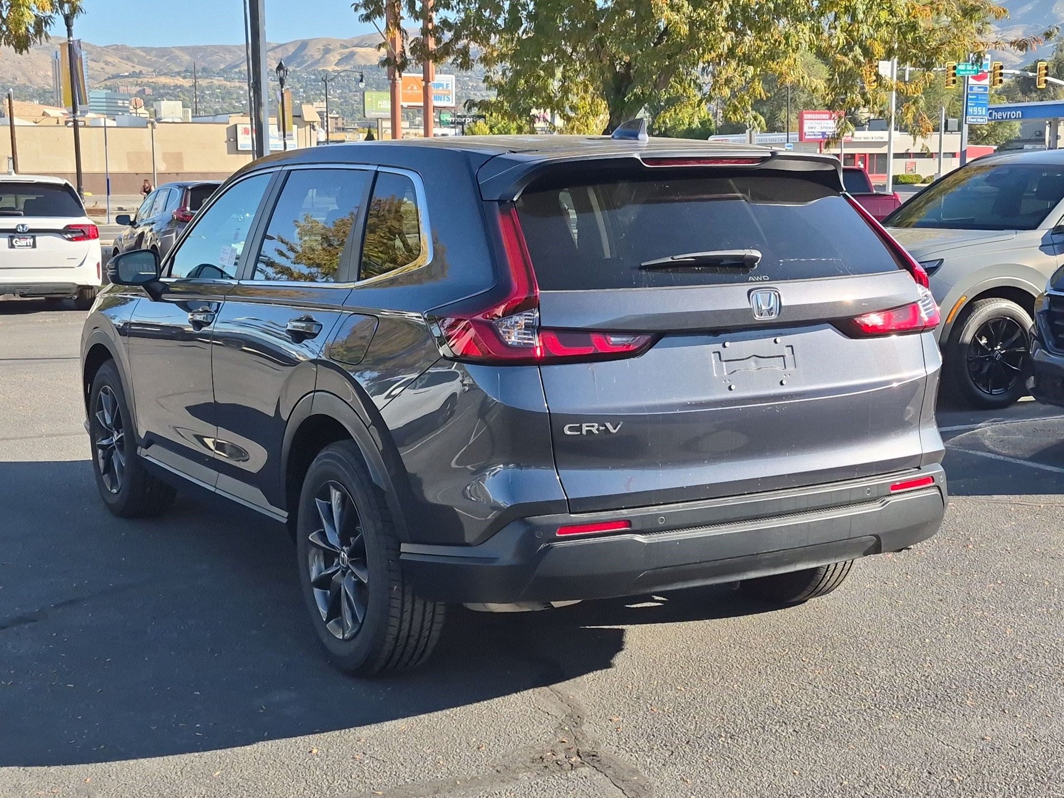 Used 2026 Honda CR-V EX-L image 8