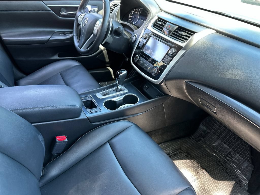 Used 2018 Nissan Altima 2.5 SR w/ SR Special Edition FWD image 14