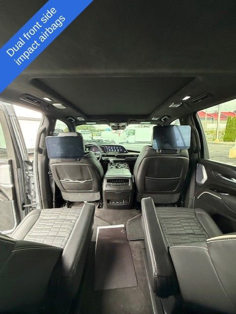Used 2023 Cadillac Escalade Sport Platinum w/ LPO, ONYX Package image 33