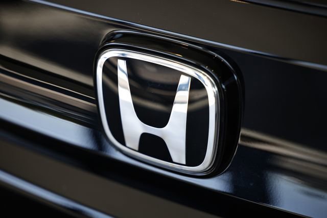 Used 2018 Honda Accord EX image 40