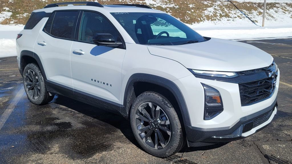 New 2026 Chevrolet Equinox RS image 2