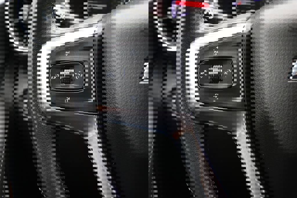 Used 2019 Chevrolet Blazer LT image 19