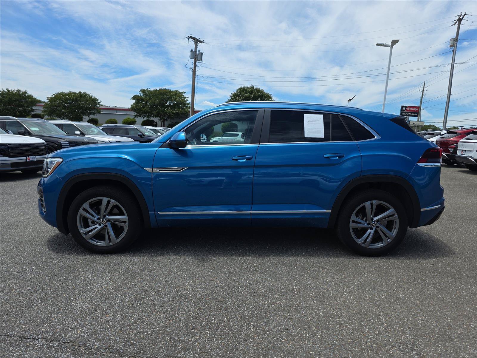 Used 2024 Volkswagen Atlas Cross Sport SEL R-Line AWD/4WD image 7