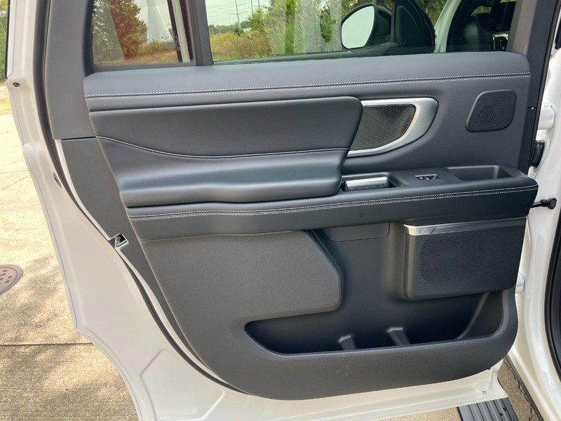New 2025 Ford Expedition Max Platinum image 29