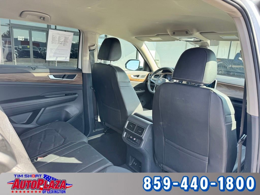 Used 2025 Volkswagen Atlas SE AWD/4WD image 42
